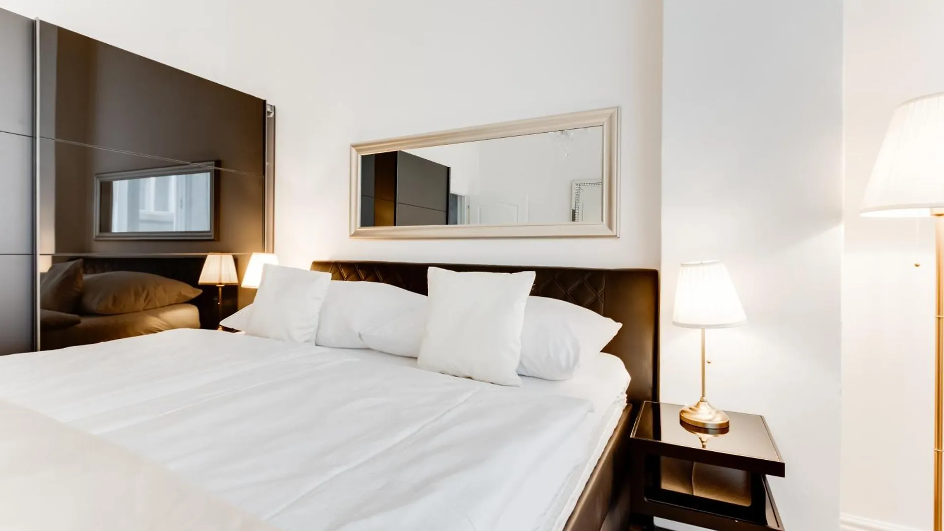 Wenceslas Square Royal Two Bedroom Apartment 프라하 0*,  체코